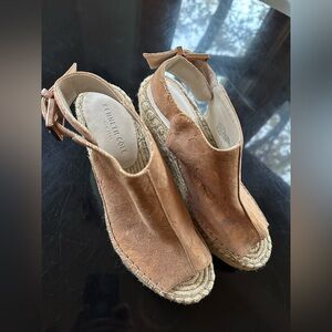 Kenneth Cole Tan Espadrille Sandals